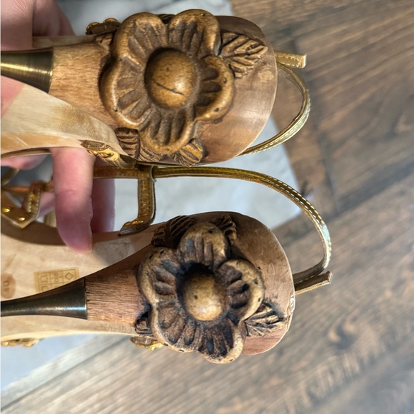 Miu Miu Gold Heels with Strappy Design -sz 40 - Picture 8 of 13